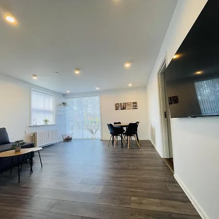 Aday - Elegant With Terrace Appartement Svenstrup